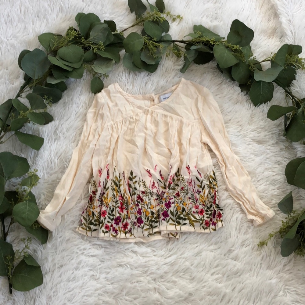 Old Navy Flowy Floral Long Sleeve